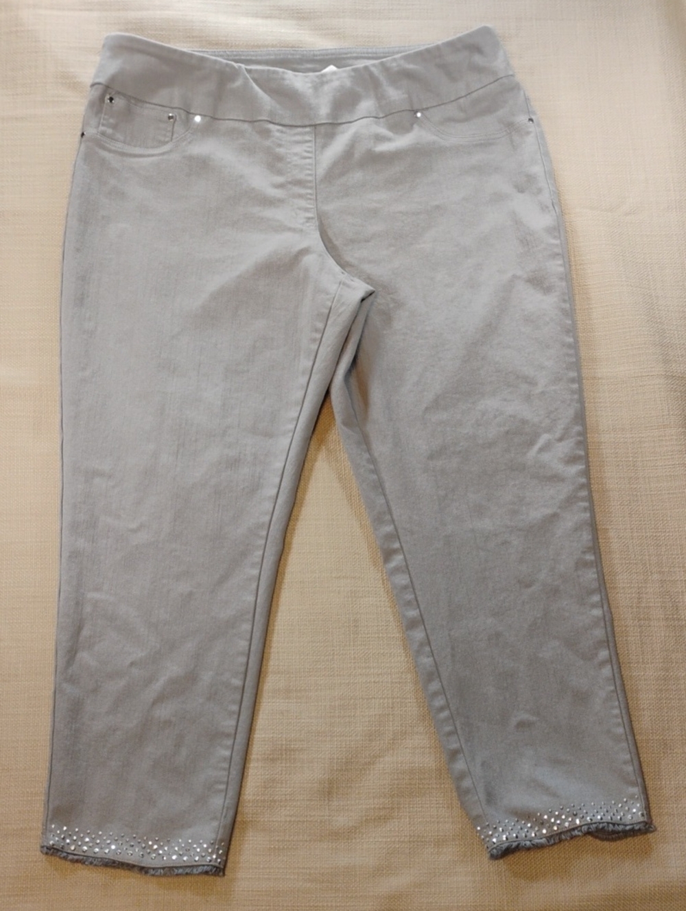 Ruby Rd. Light Gray Cropped Stretch Jeans with Embellished Hem